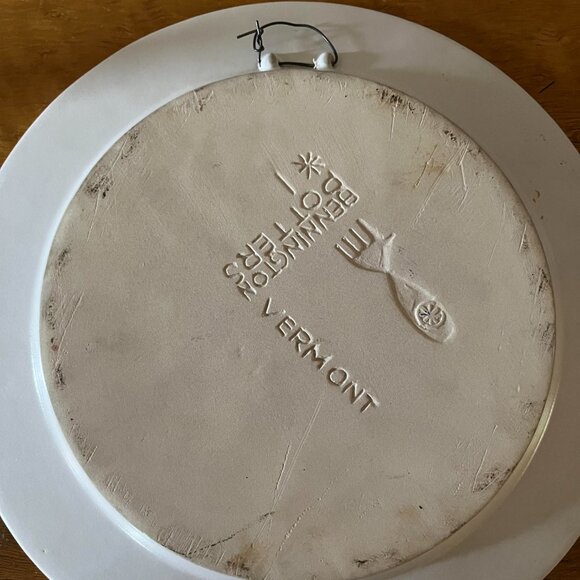 Vintage Bennington Potters Studio Vermont Decorative Butterfly Plate with Stand - Picture 6 of 6